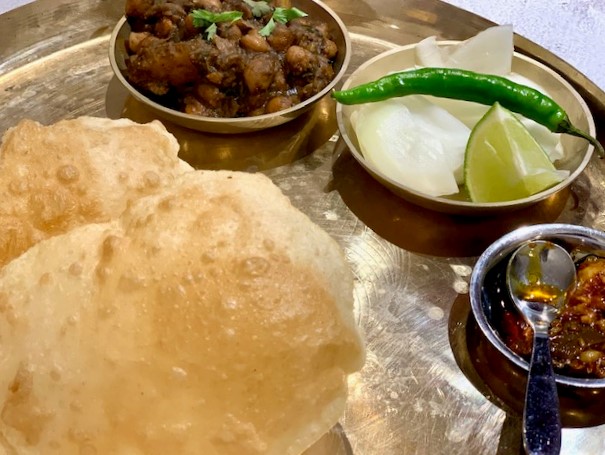 Chole Recipe (Chole Bhature)