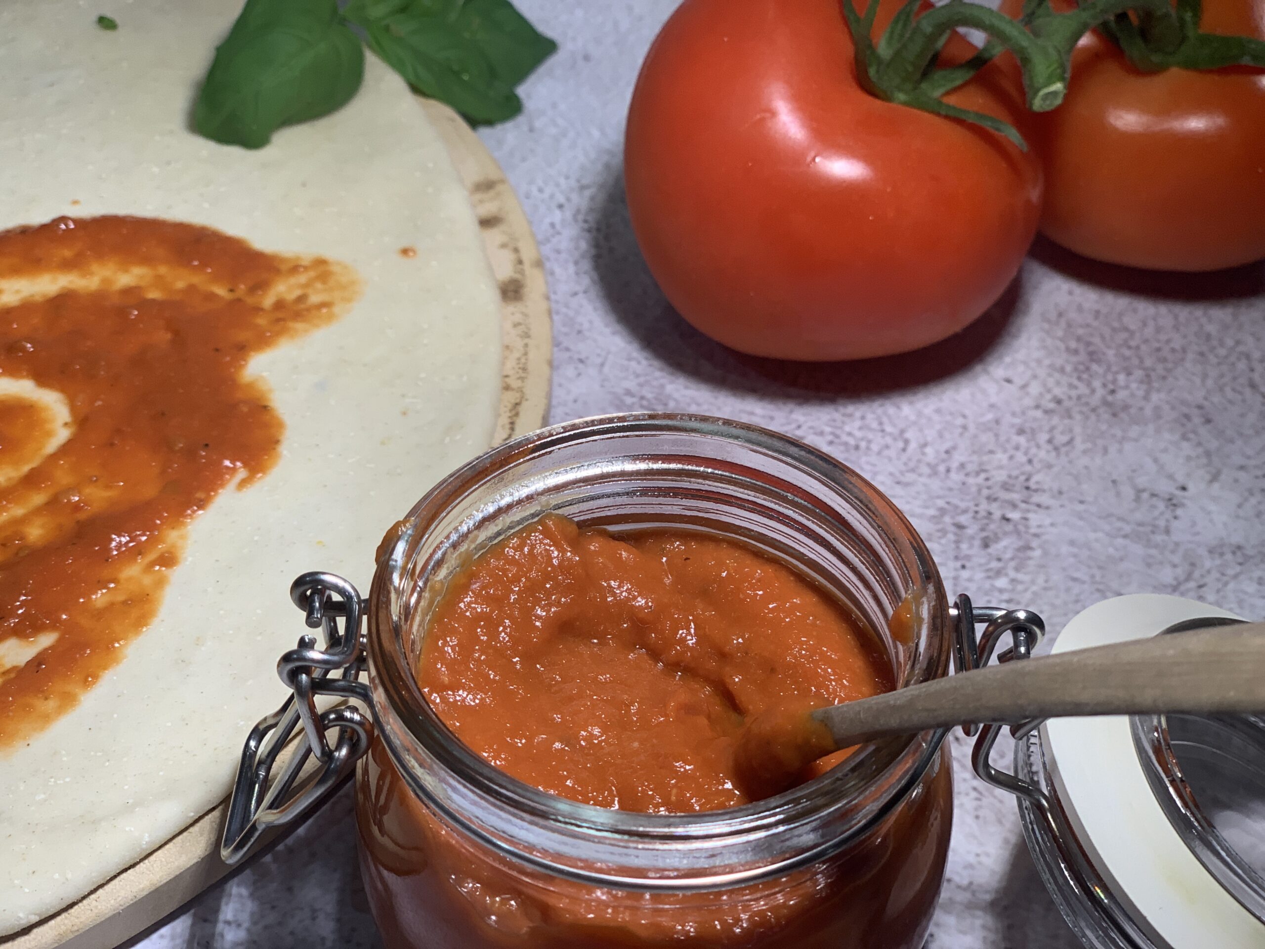 Homemade Pizza Sauce Recipe