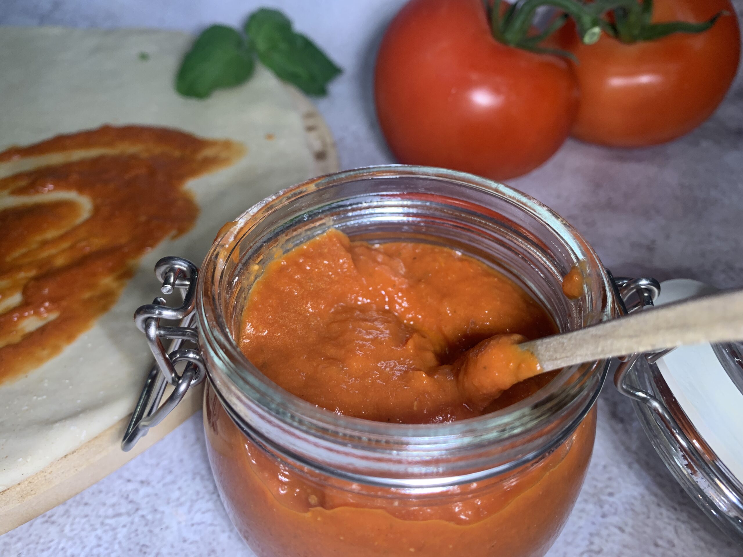 Homemade Pizza Sauce Recipe