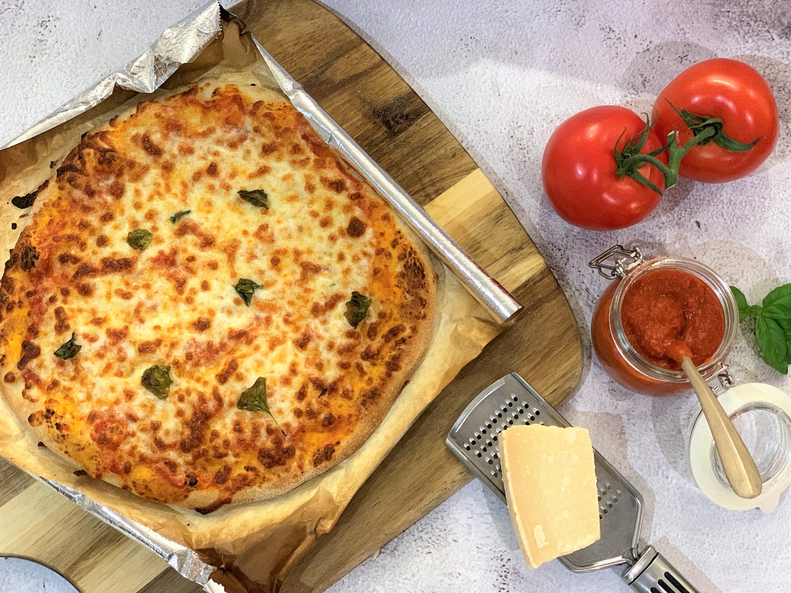 Homemade Pizza Sauce Recipe