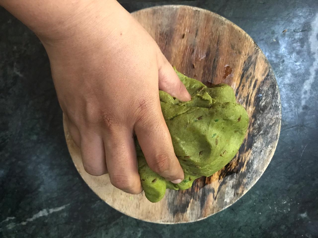 Palak Poori Recipe