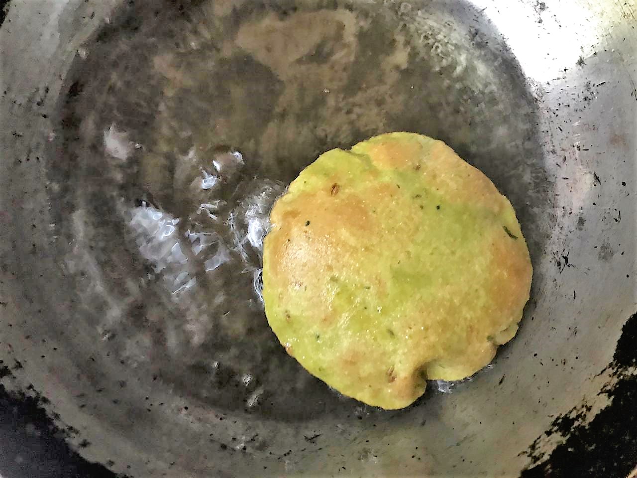 Palak Poori Recipe