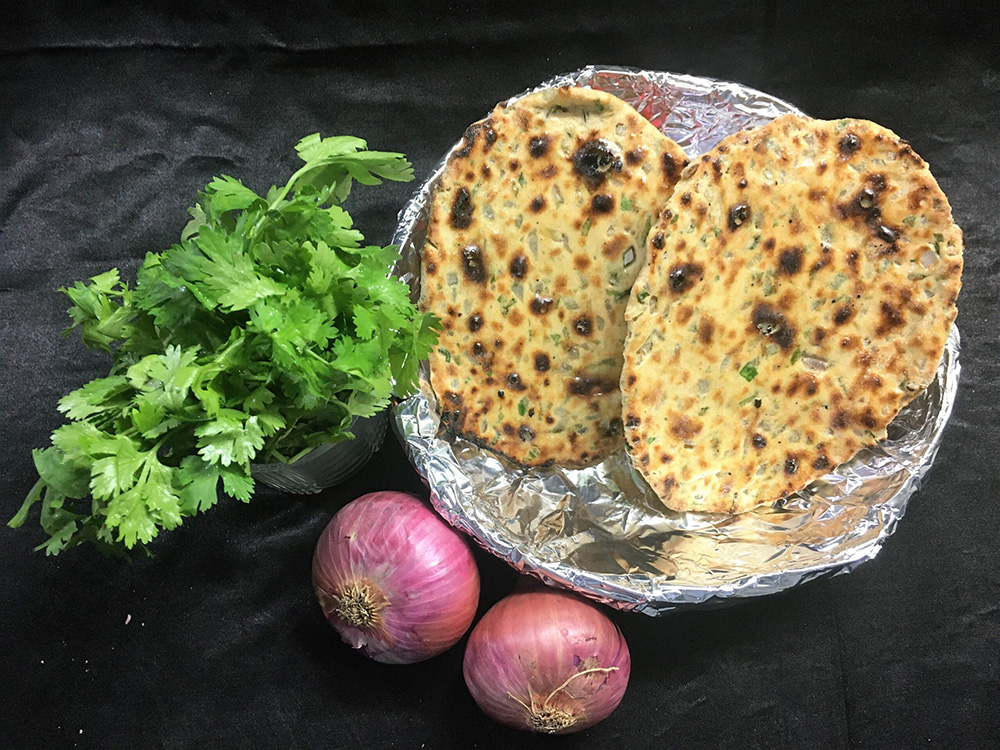 Onion Coriander Tandoori Roti Recipe