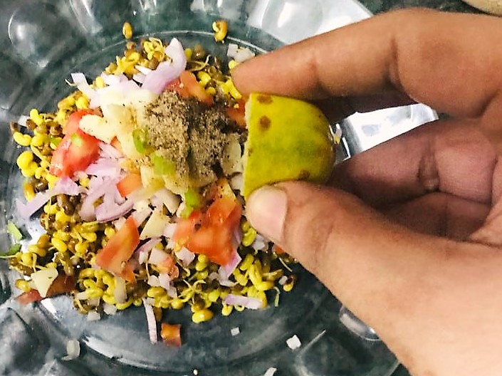 Sprouted Moth Chaat Recipe