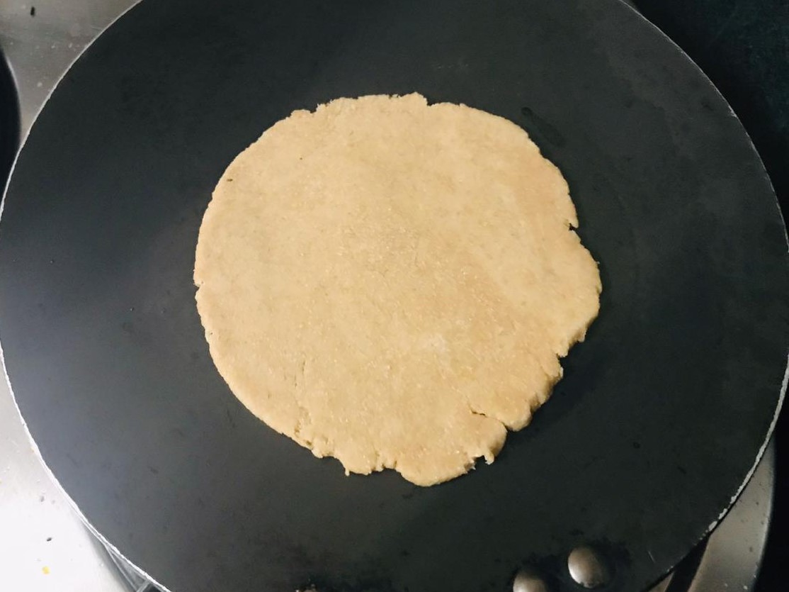 Gujarati Biscuit Bhakri Recipe