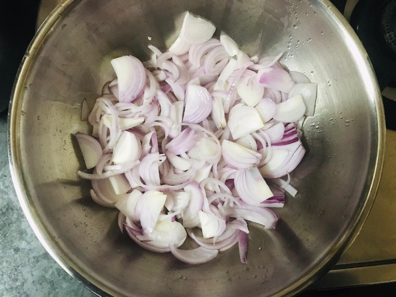 Stuffed Paneer in Baby Onions Recipe