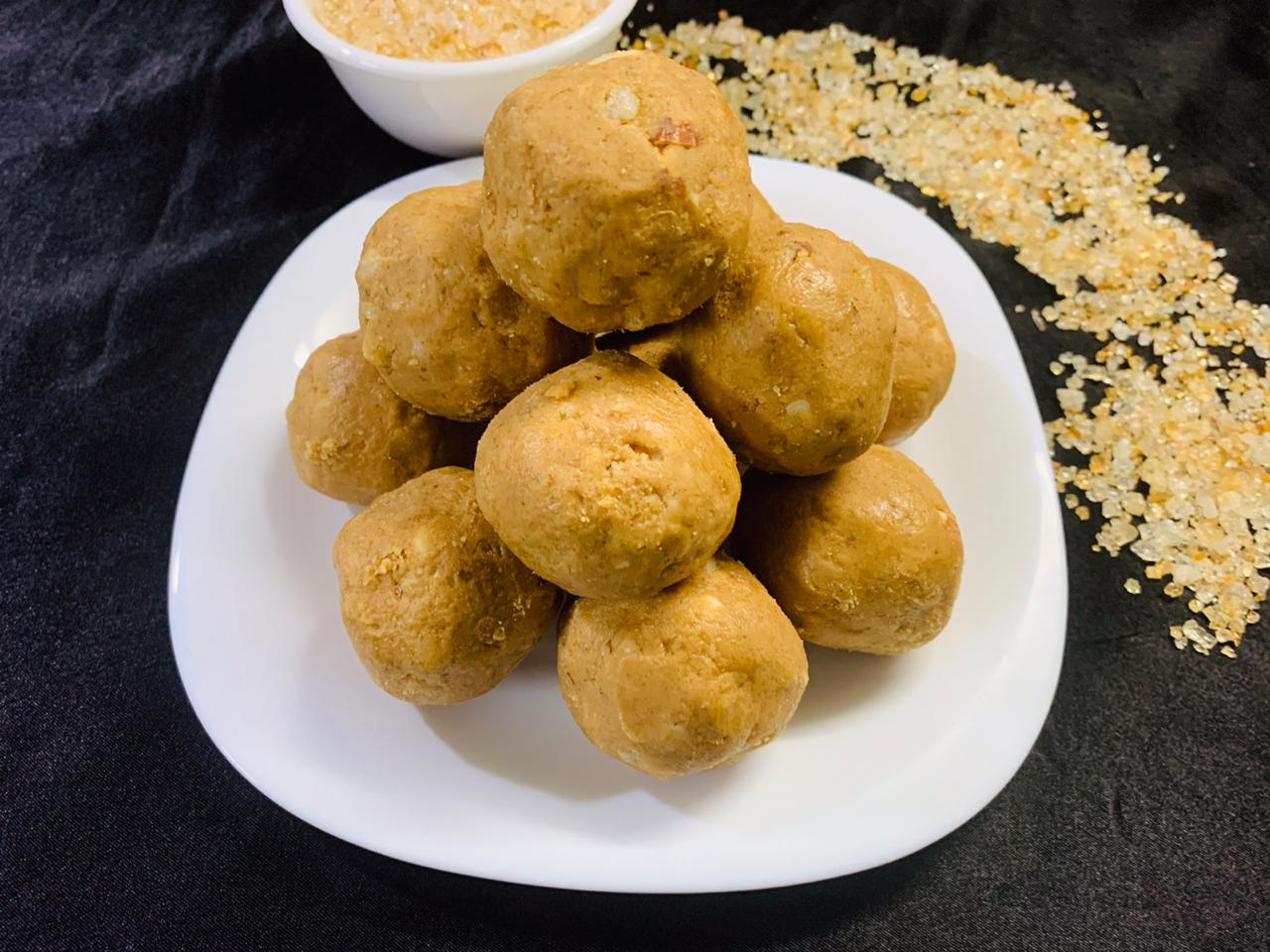 Gond ke Ladoo Recipe