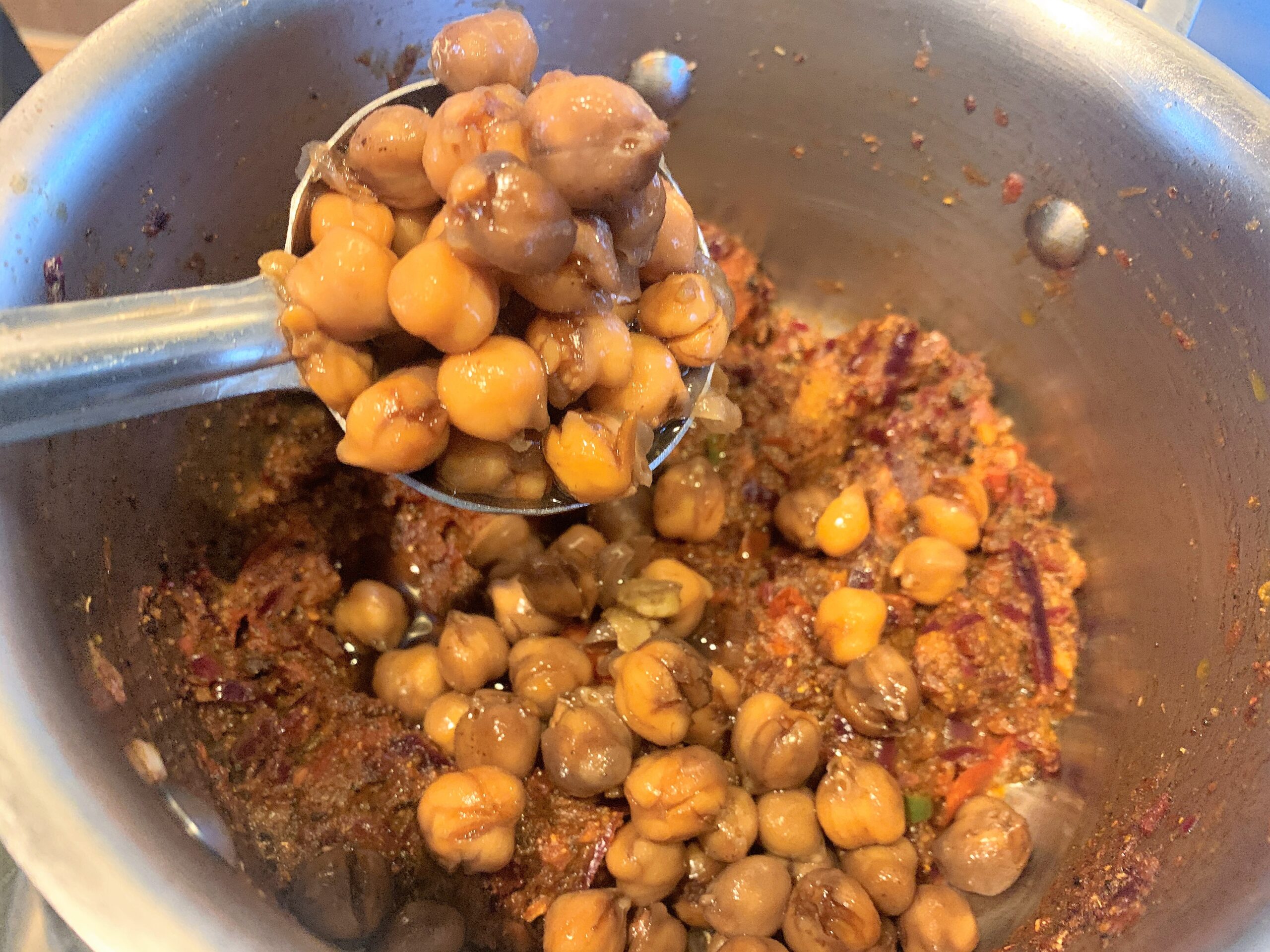 Amritsari Chole/Chickpeas Recipe