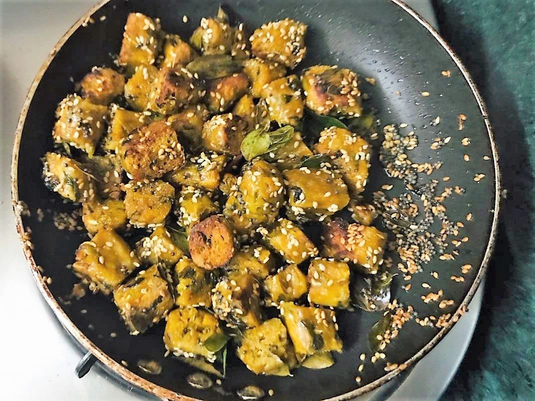 Gujarati Dudhi Muthiya Recipe