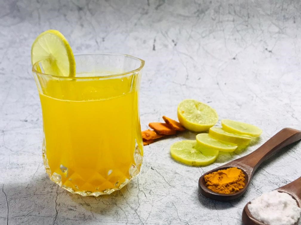 Turmeric Lemon Tonic Recipe