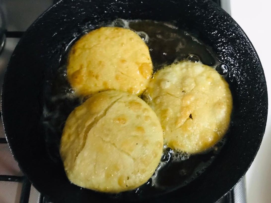 Khasta Besan Kachori Recipe