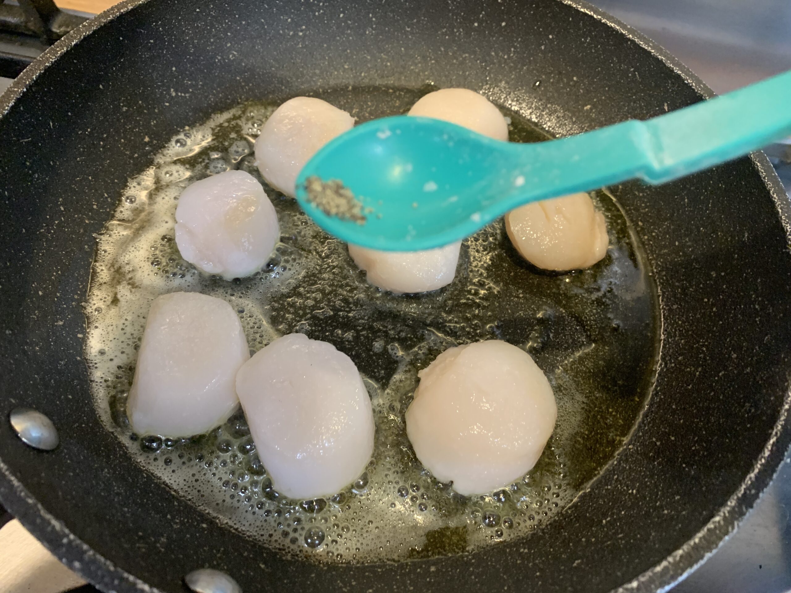 Pan Fried Scallops with Samphire and Hazelnut Butter Recipe