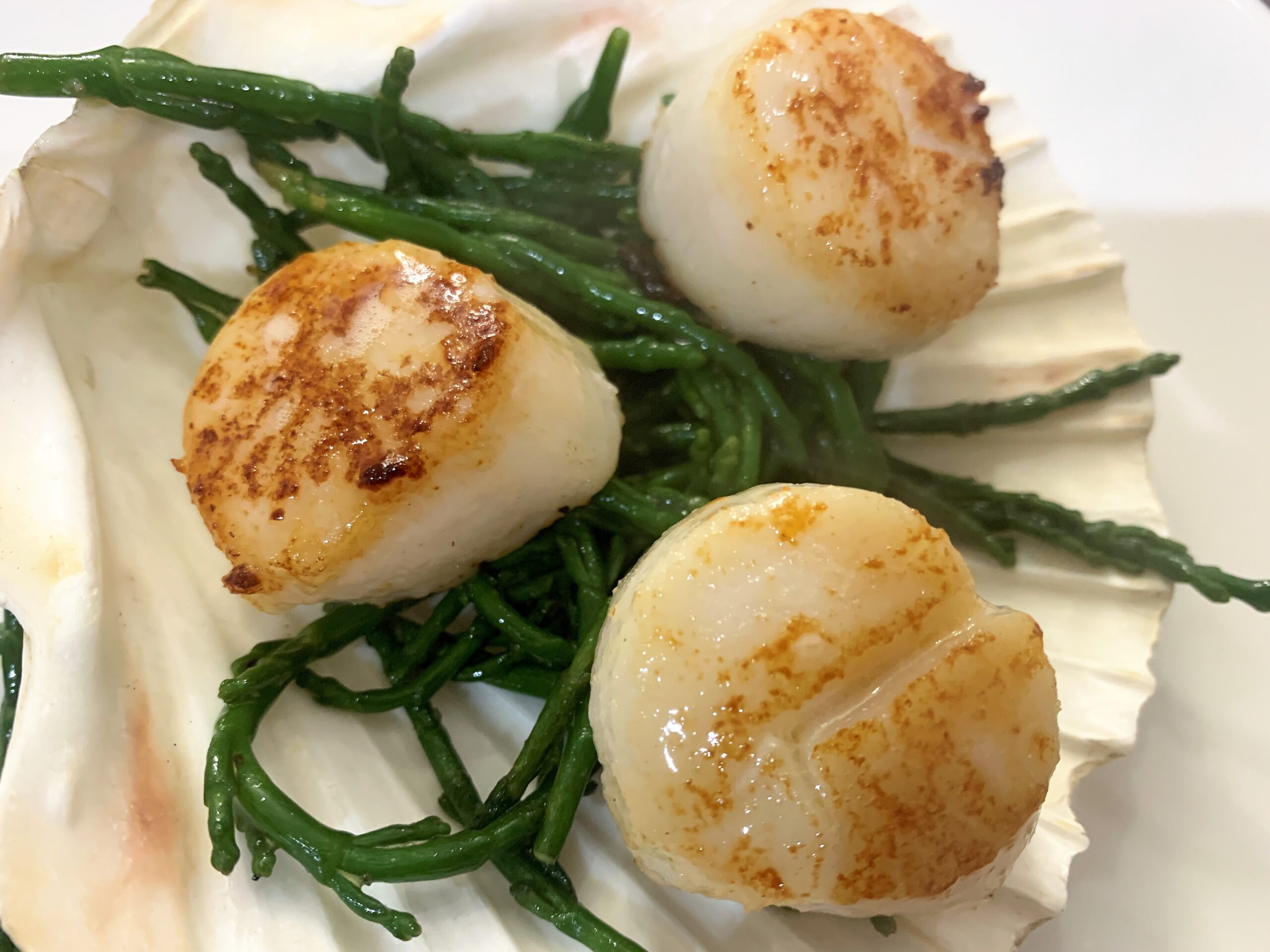 Pan Fried Scallops with Samphire and Hazelnut Butter Recipe