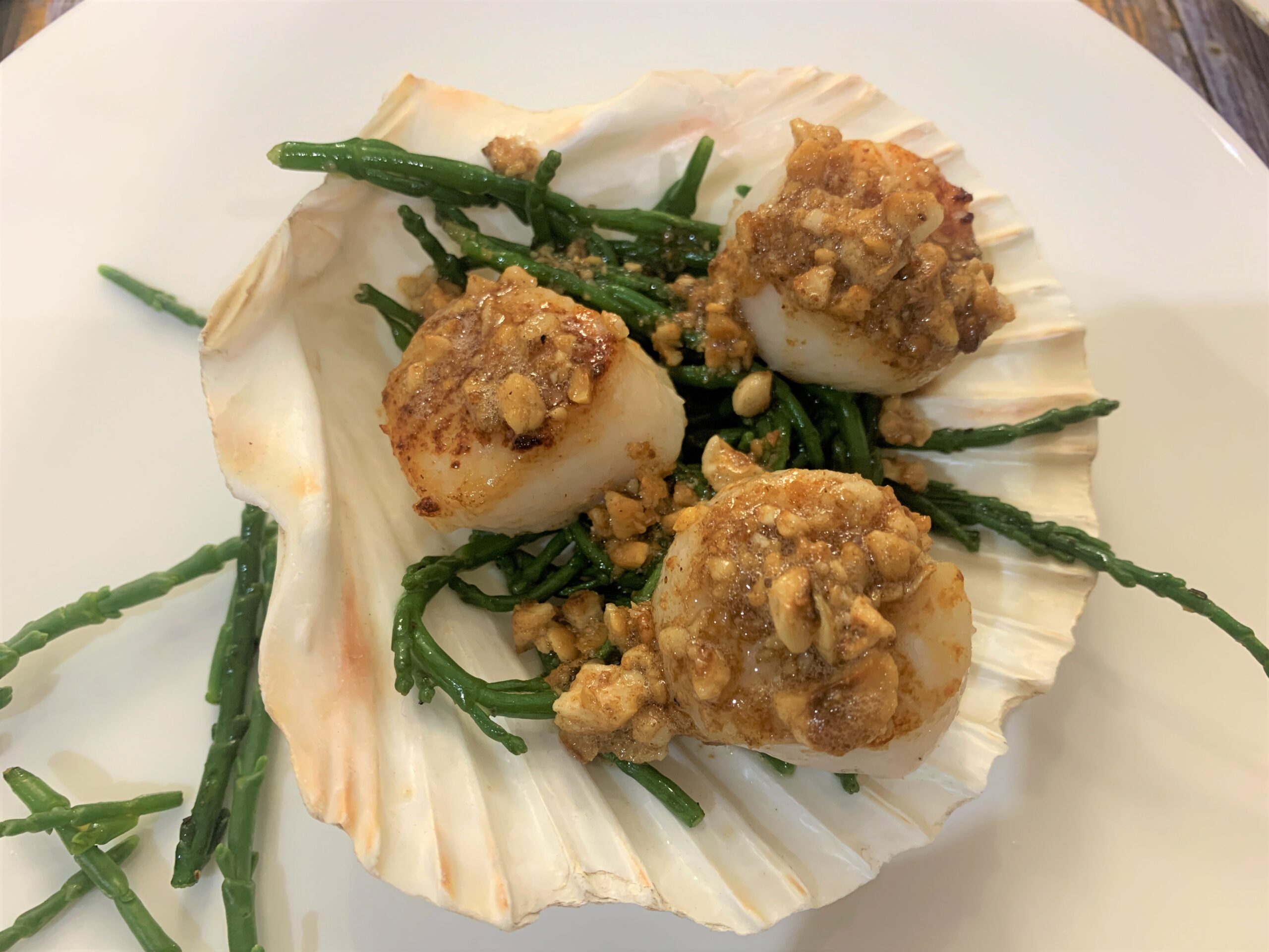 Pan Fried Scallops with Samphire and Hazelnut Butter Recipe