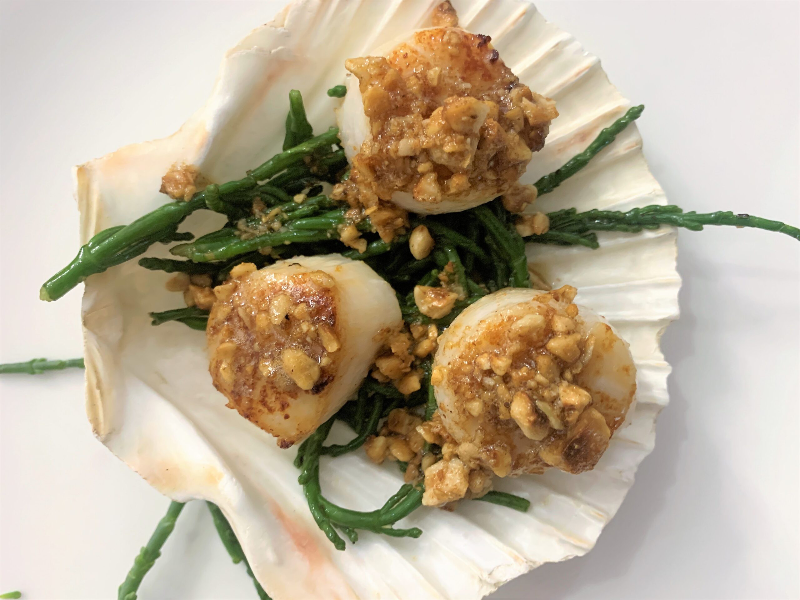 Pan Fried Scallops with Samphire and Hazelnut Butter Recipe