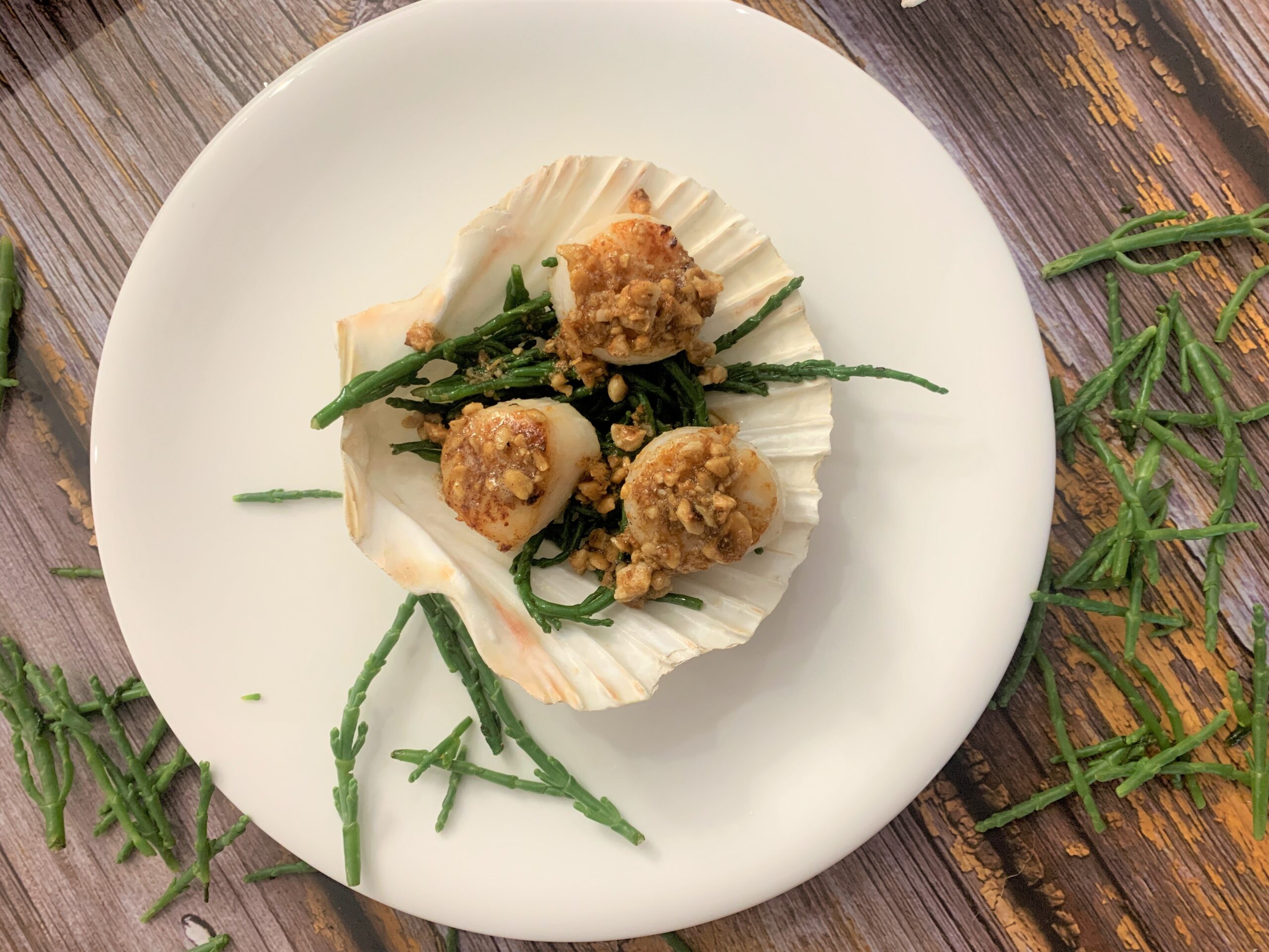 Pan Fried Scallops with Samphire and Hazelnut Butter Recipe