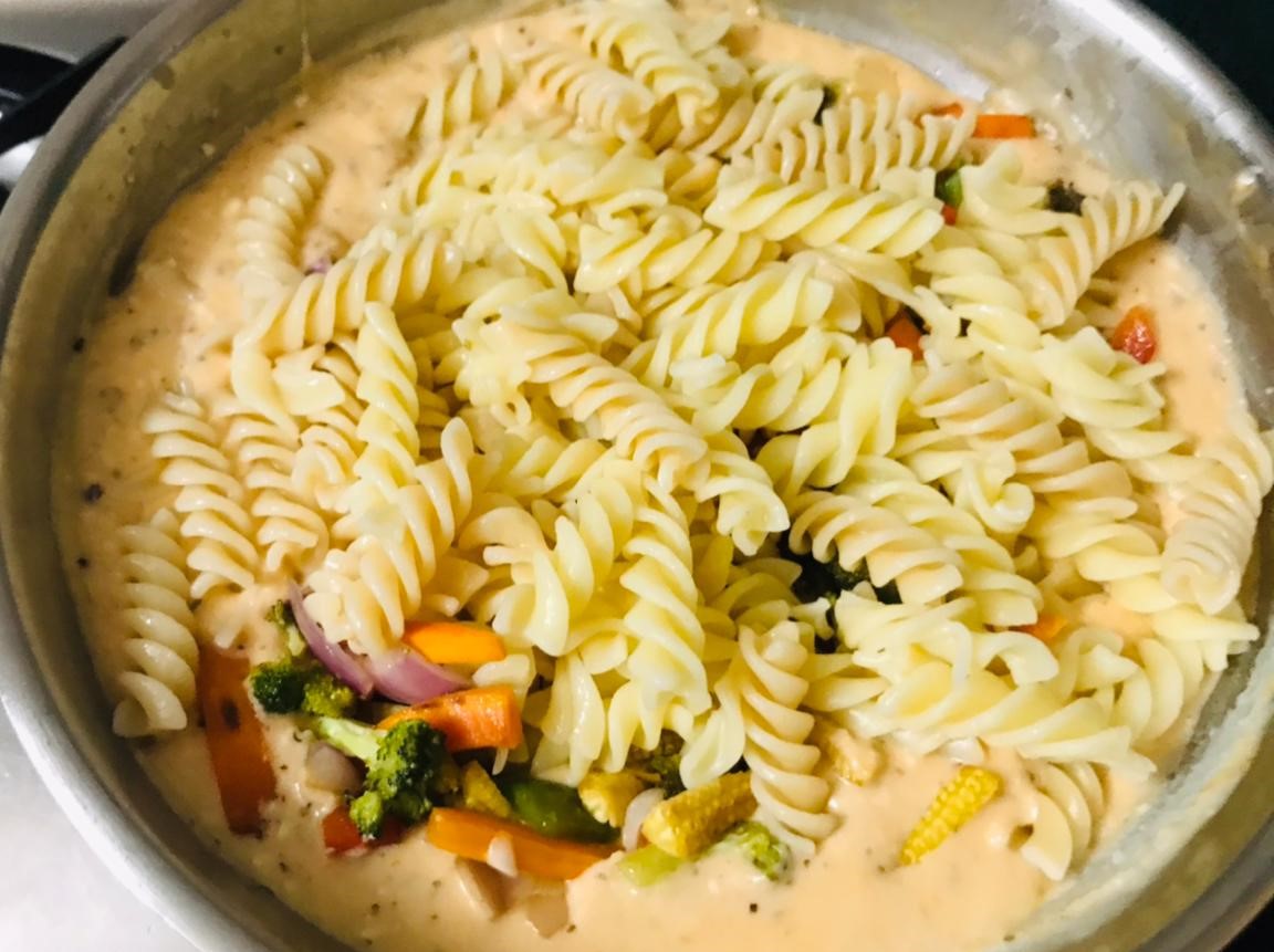 Creamy Vegetable Fusilli Pasta Recipe