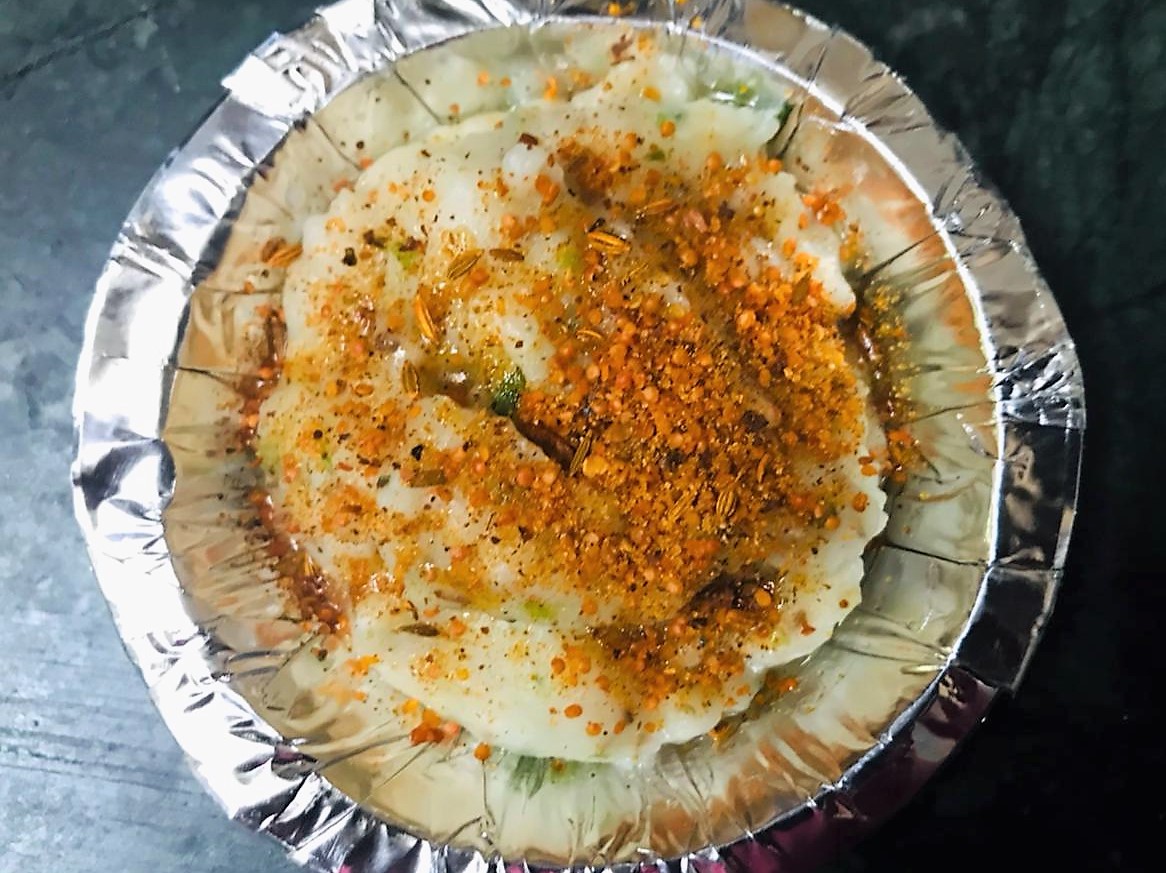 Gujarati Khichu Recipe (Khichiyu)