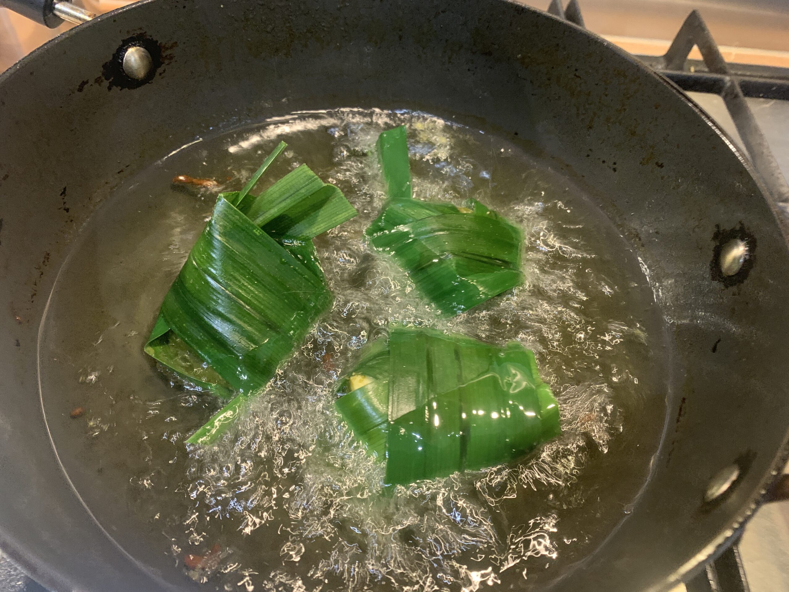 Thai Style Paneer in Pandan Leaves Recipe