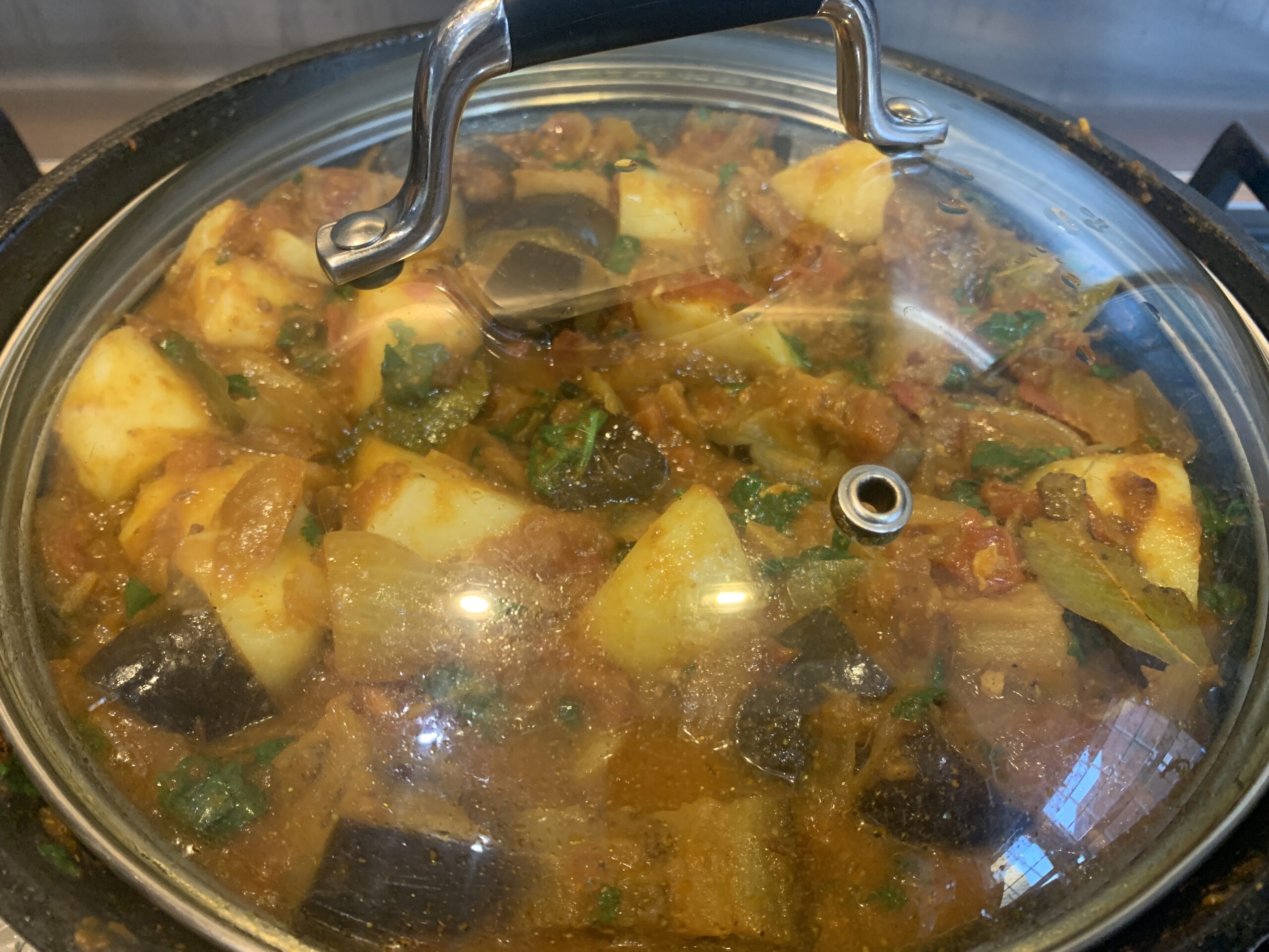 Aloo Baigan Recipe (Spiced Potato Aubergine)