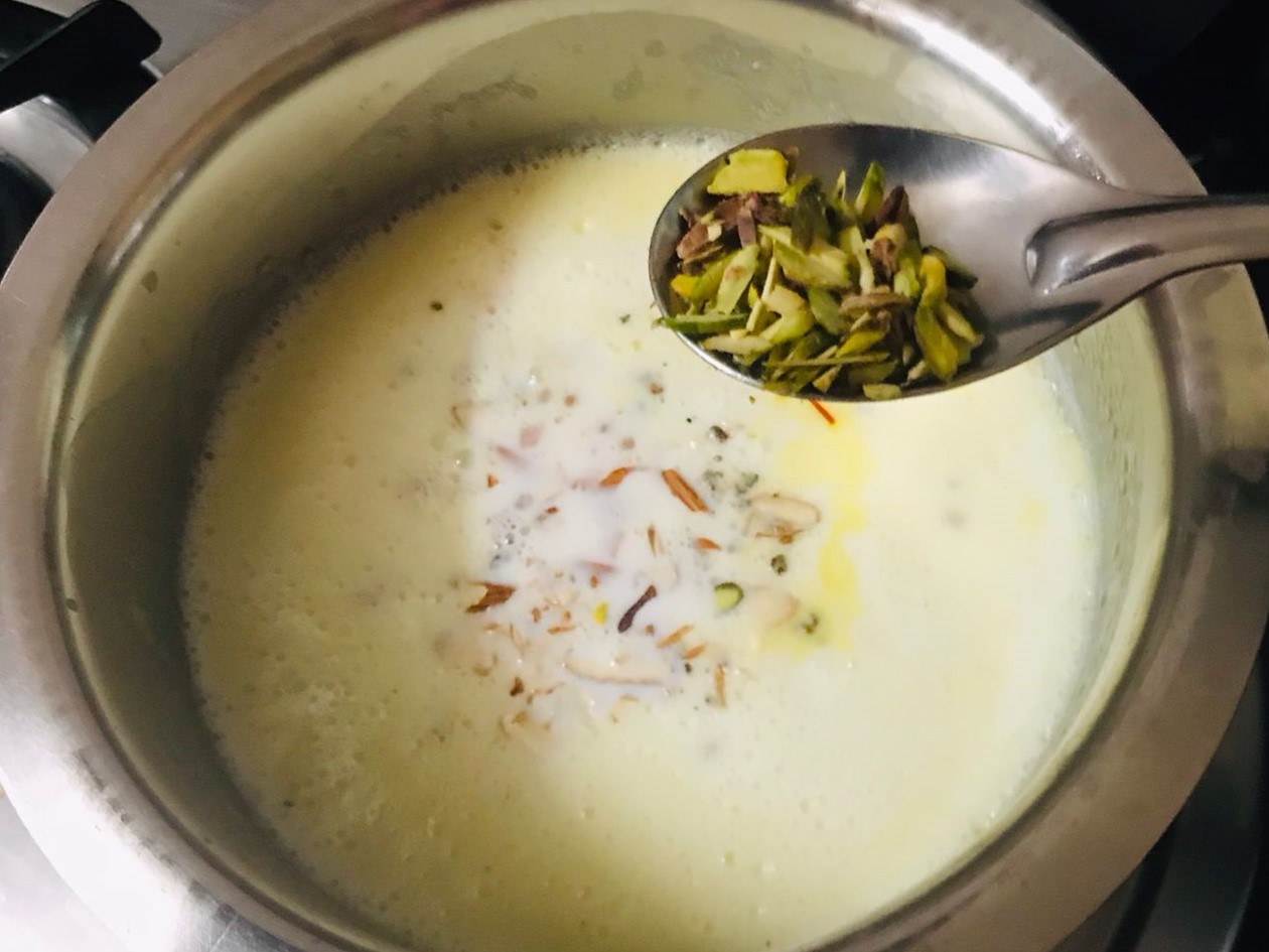 Kadhai Milk/ Masala Milk Recipe