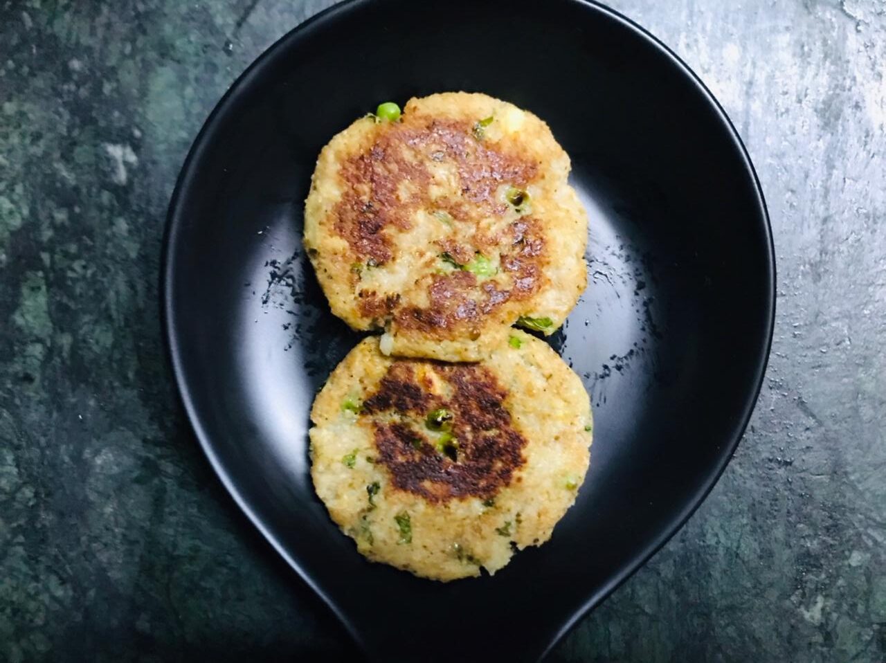 Quick Aloo Matar Tikki Chaat Recipe (Potato and Peas Croquettes)