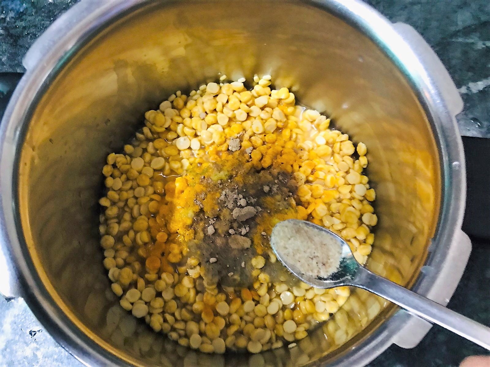 Sindhi Dal Pakwan Recipe