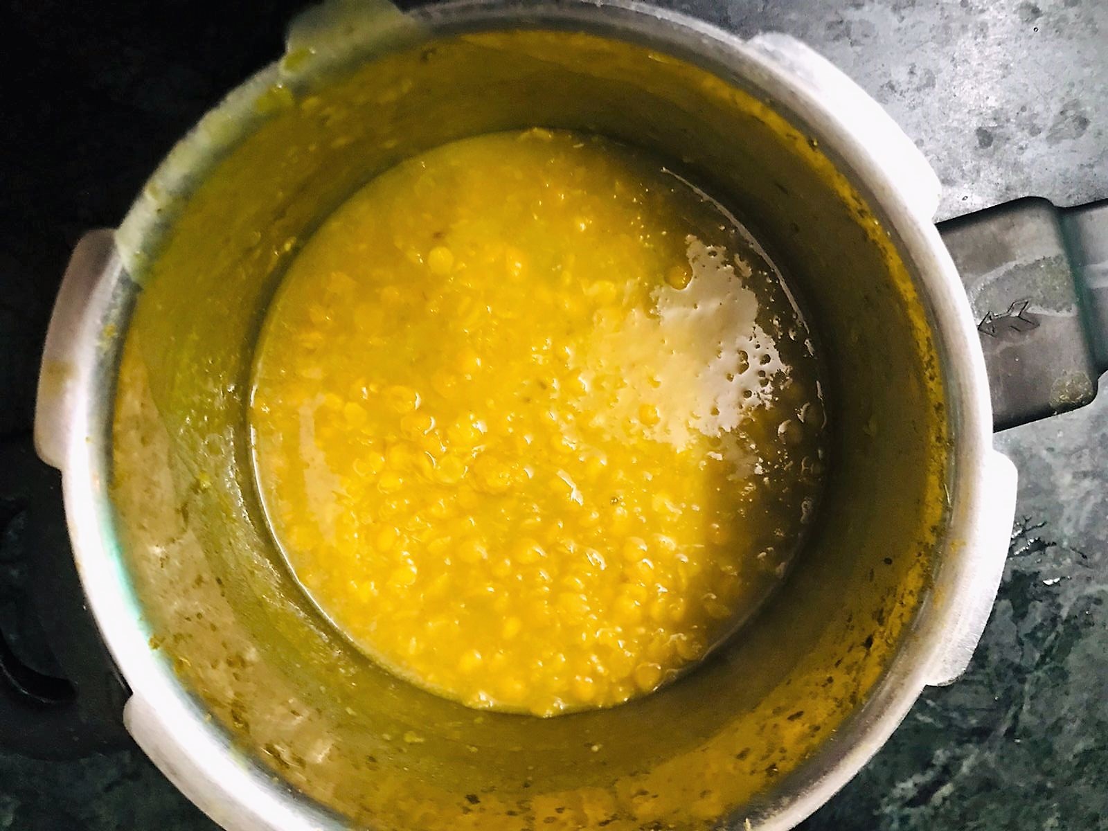 Sindhi Dal Pakwan Recipe