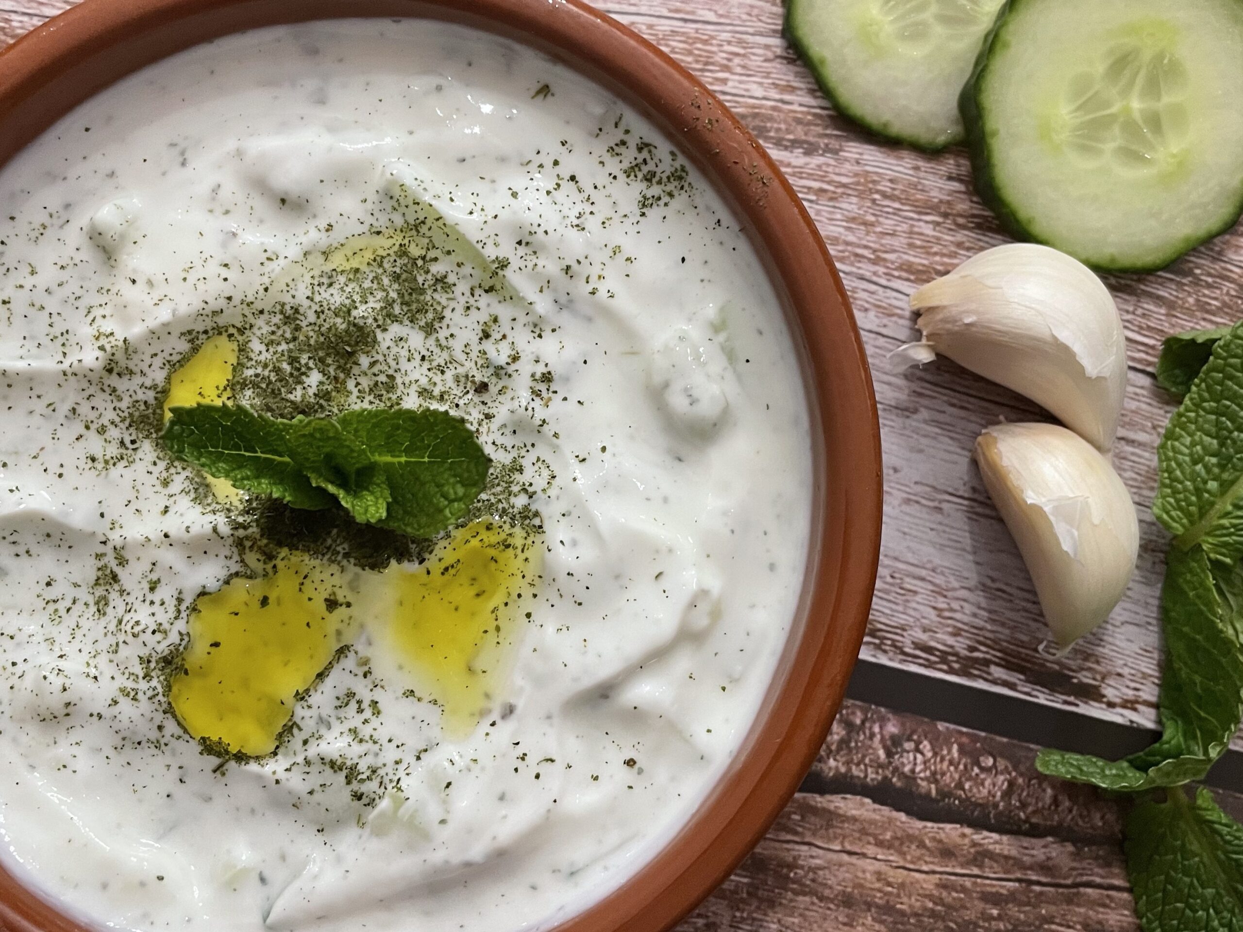 Turkish Cacik/Yogurt Dip with Cucumber and Garlic Recipe