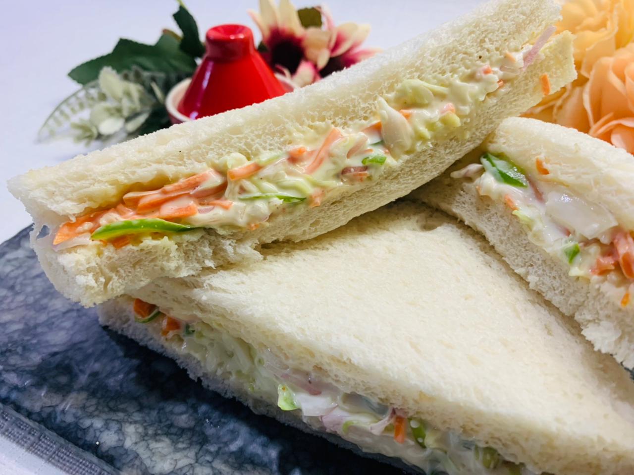 Coleslaw Sandwich Recipe