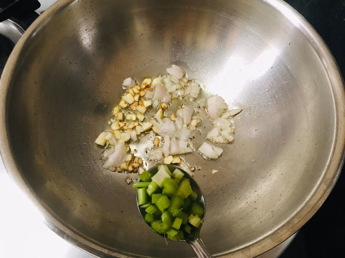 Broccoli Almond Soup Recipe