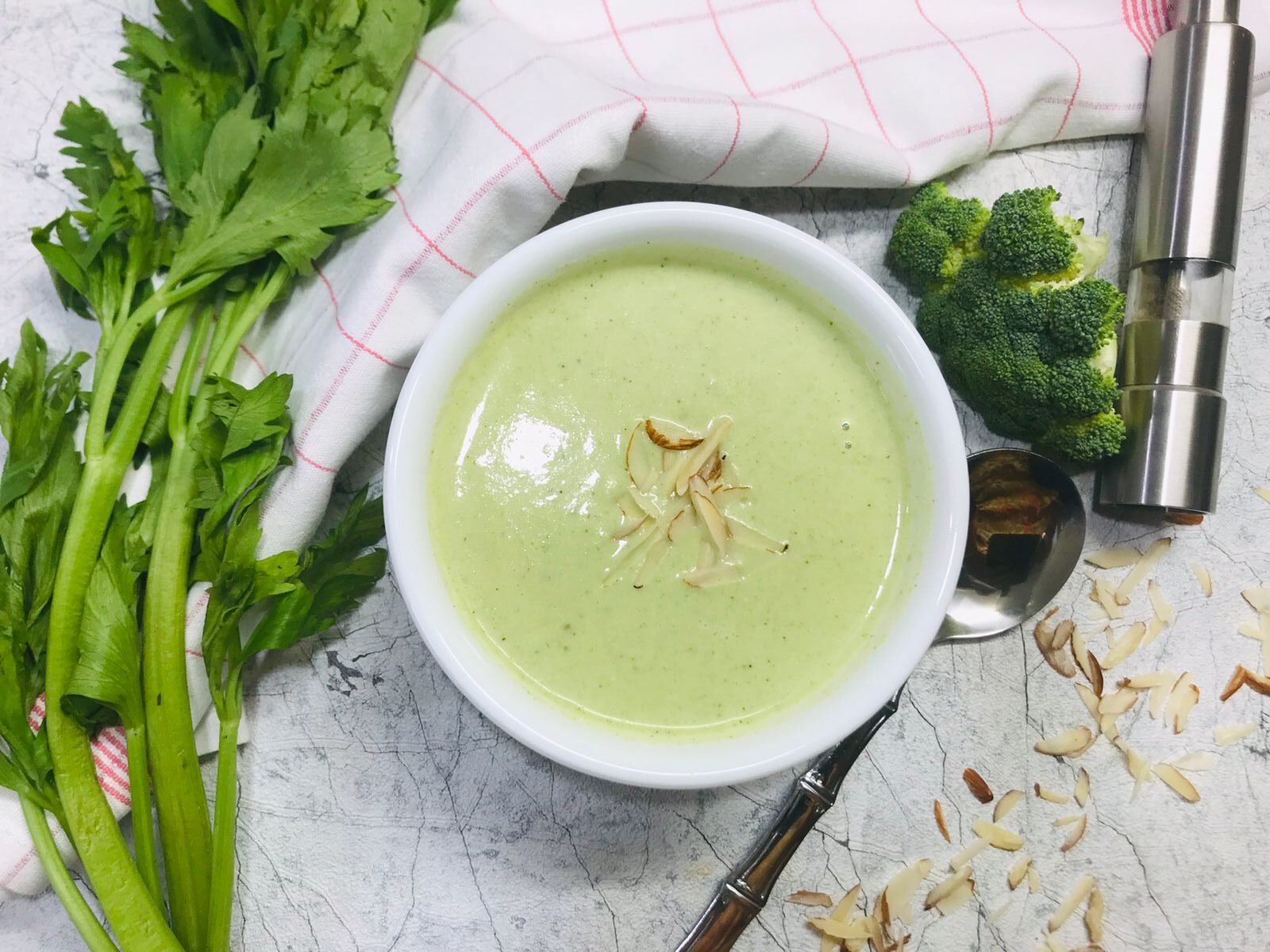 Broccoli Almond Soup Recipe