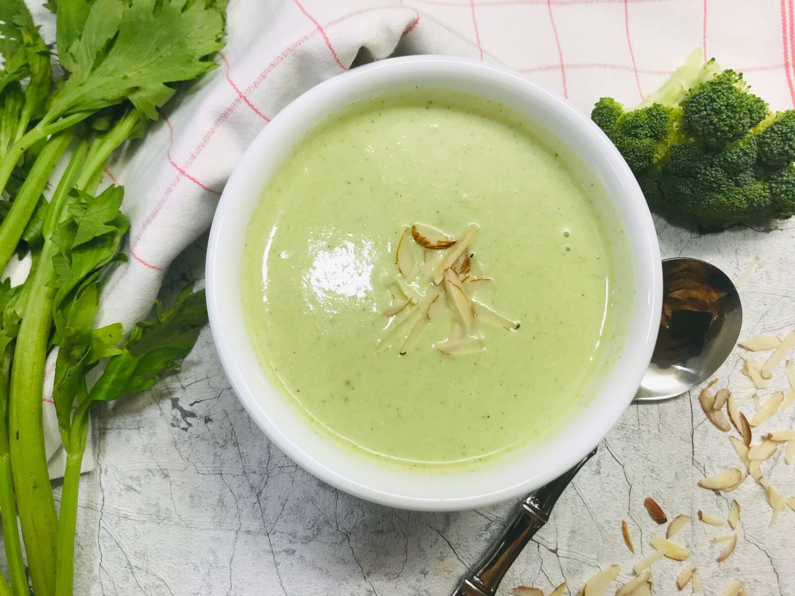 Broccoli Almond Soup Recipe