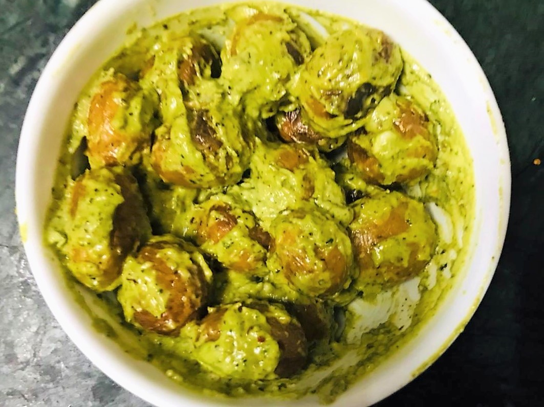 Crispy Potatoes in Pesto Mayo Sauce Recipe