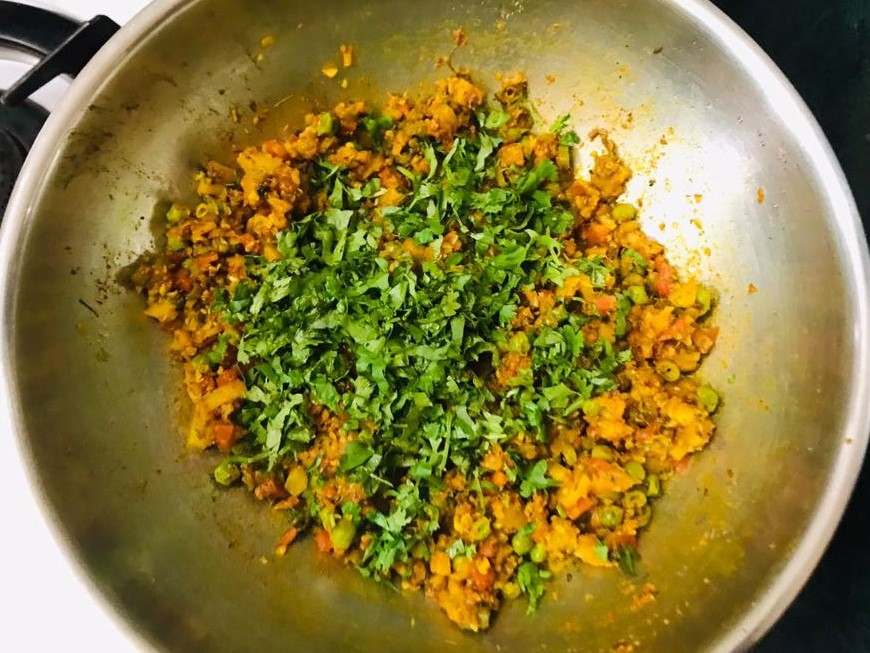 Vegetable Mughlai Paratha Recipe