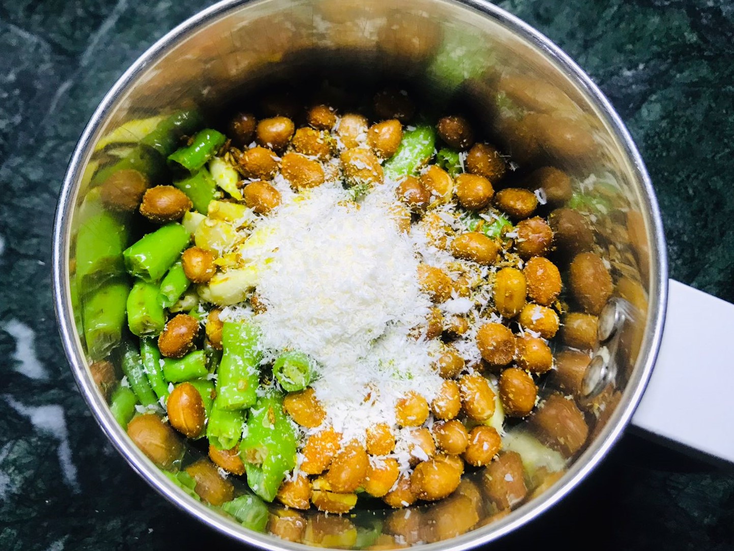 Green Chilli & Peanut Chutney Recipe