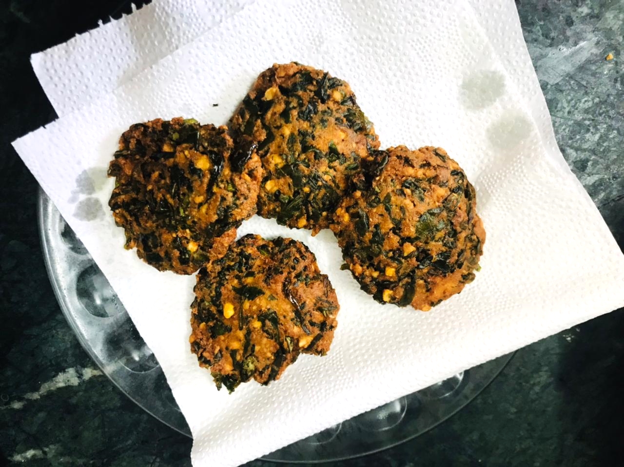 Rajasthani Kalmi Vada Recipe (Chana Dal Vada)