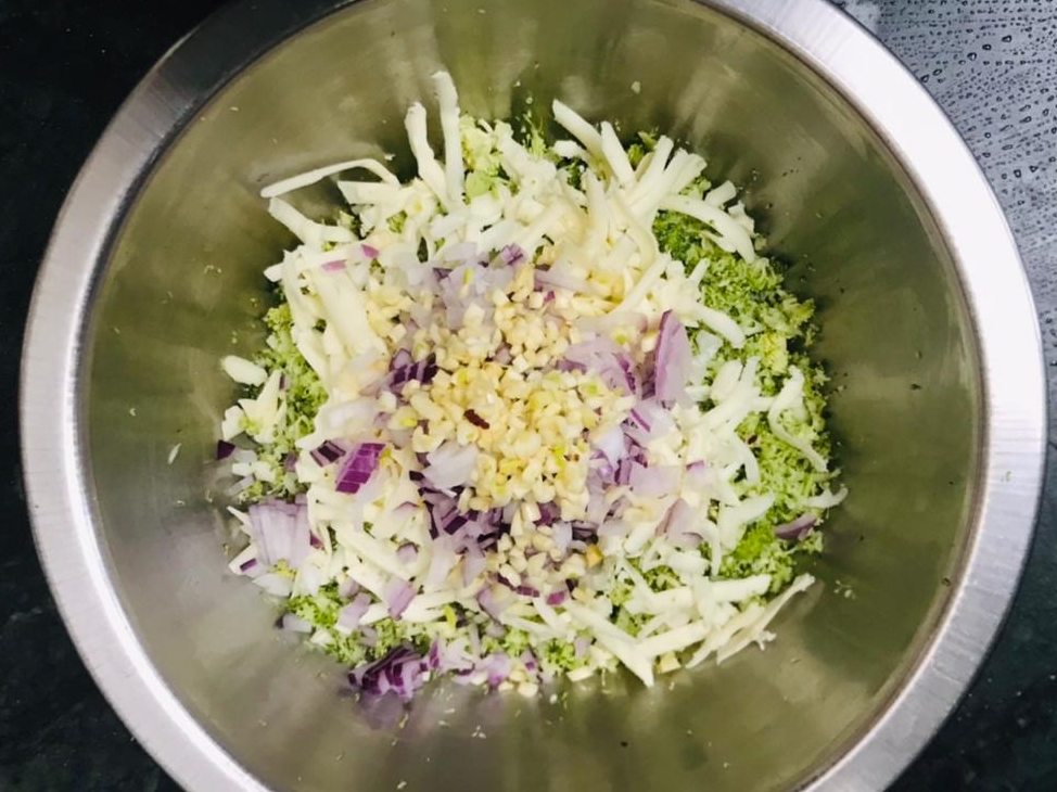 Broccoli Cheddar Fritters Recipe