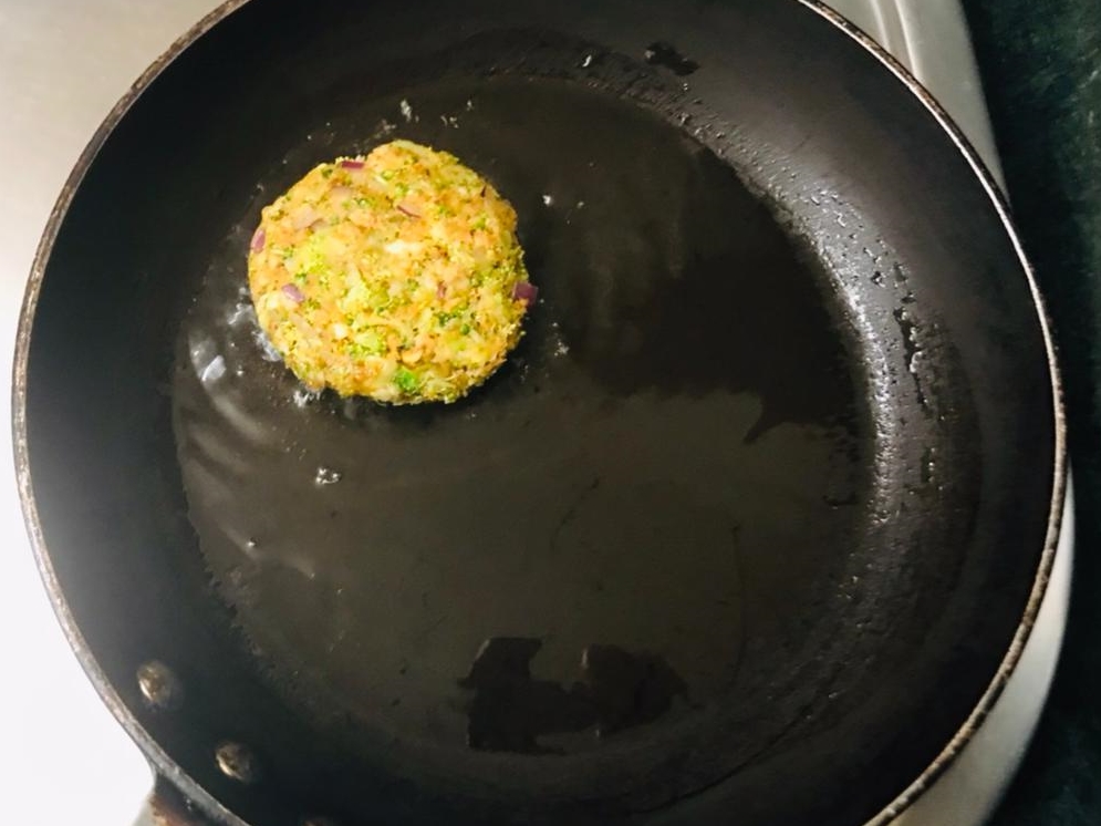 Broccoli Cheddar Fritters Recipe