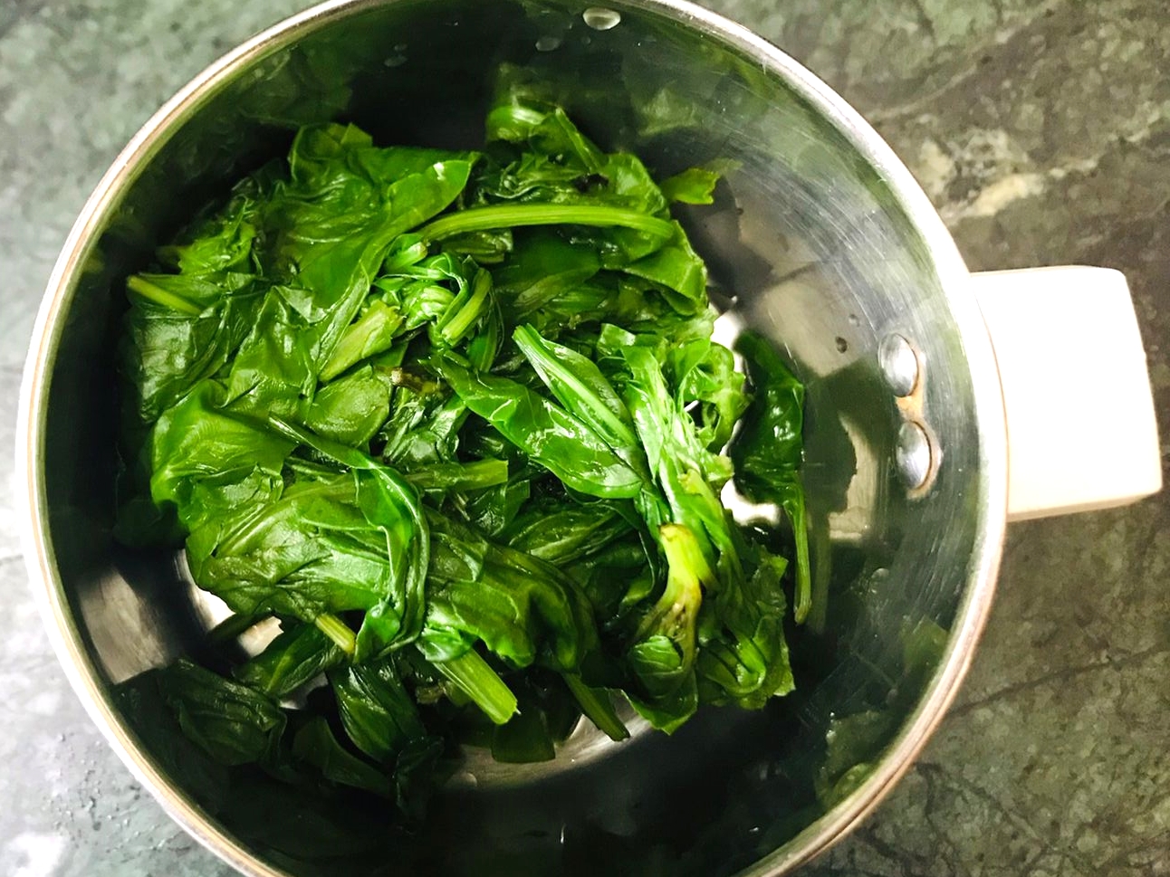 Lasooni Palak Recipe