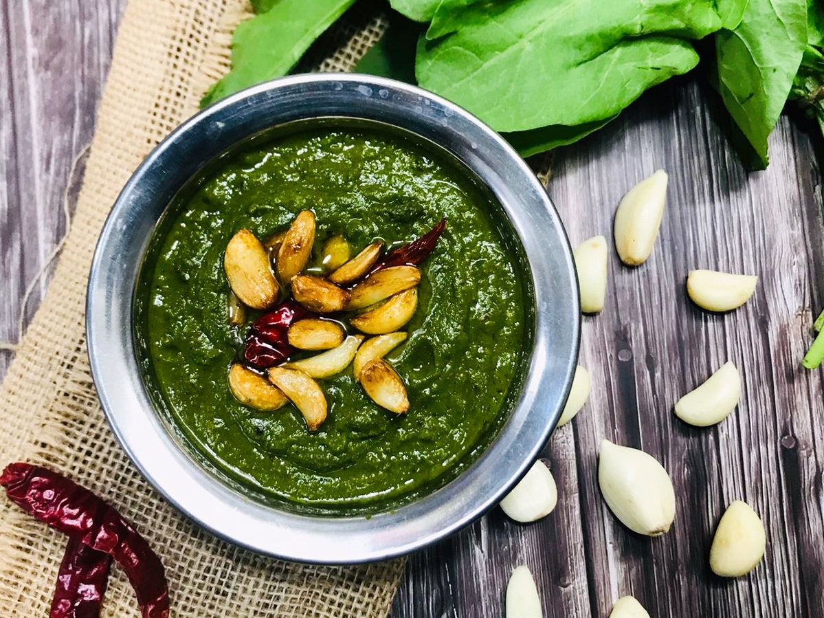 Lasooni Palak Recipe