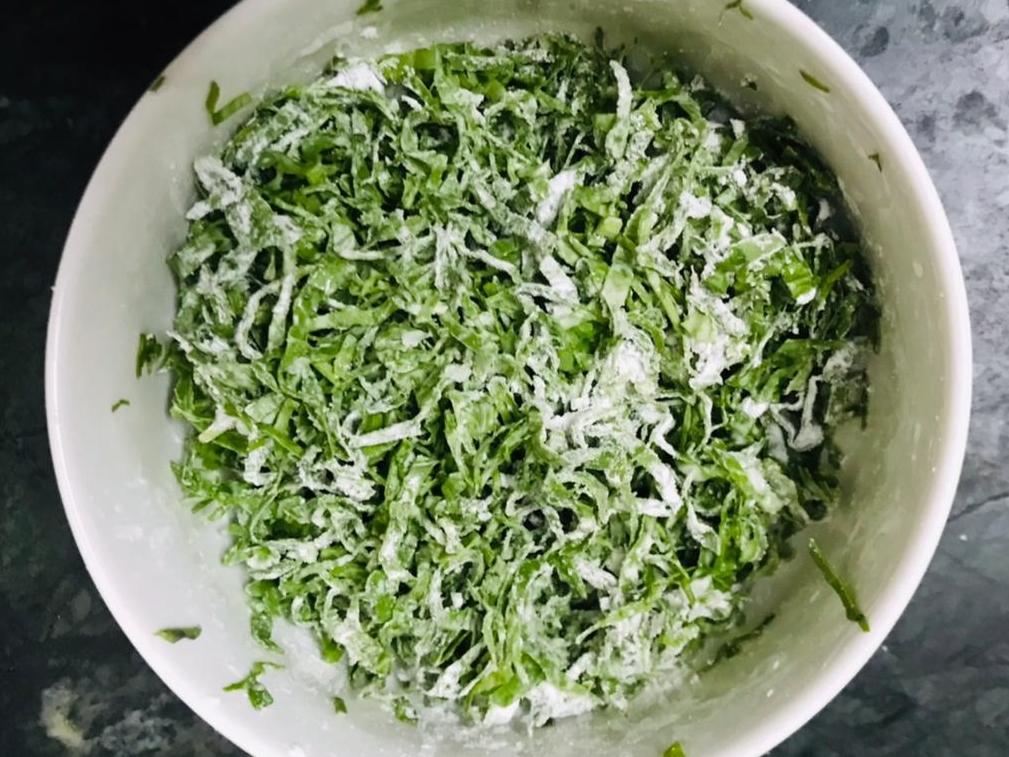 Schezwan Paneer with Crackling Spinach Recipe