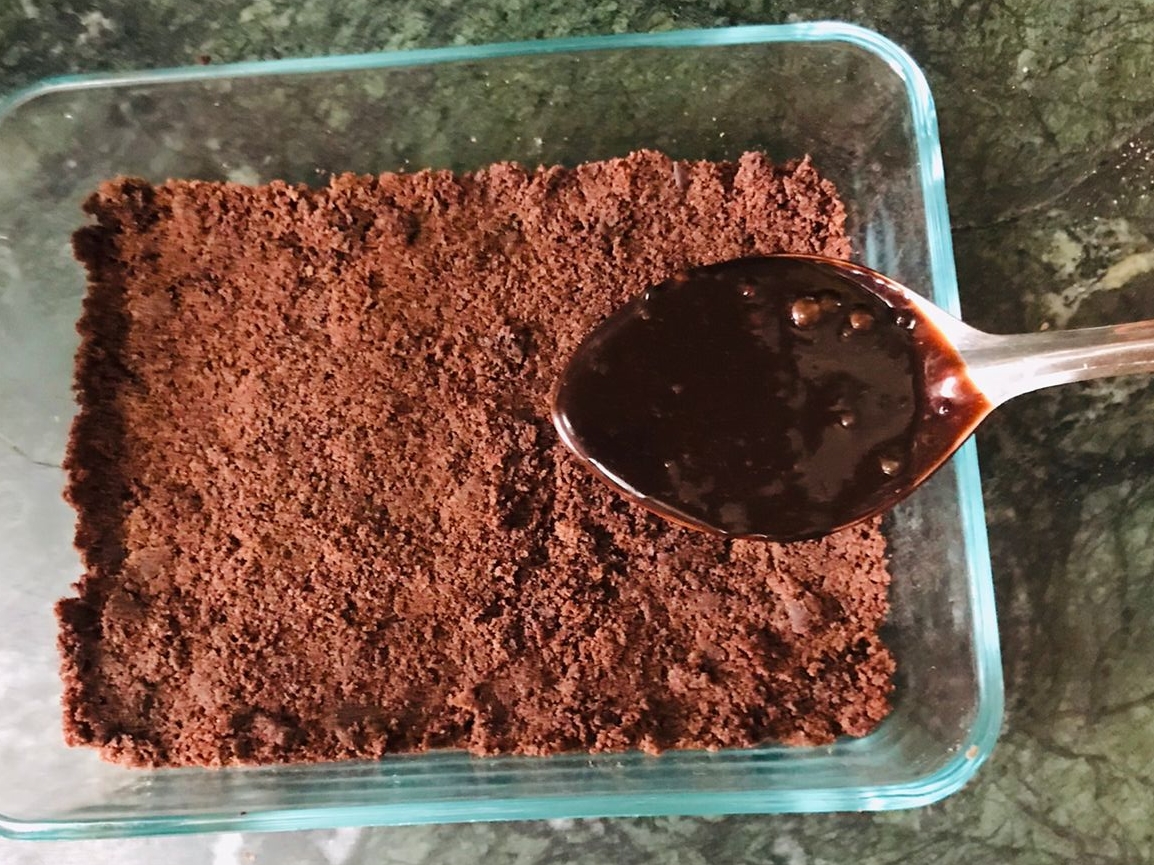 Chocolate Strawberry Pudding Recipe (Eggless)