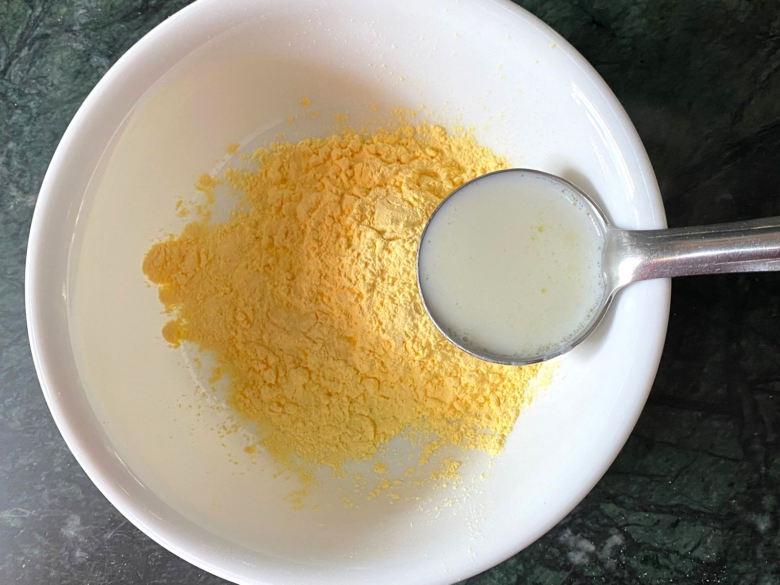 Eggless Mango Custard Recipe