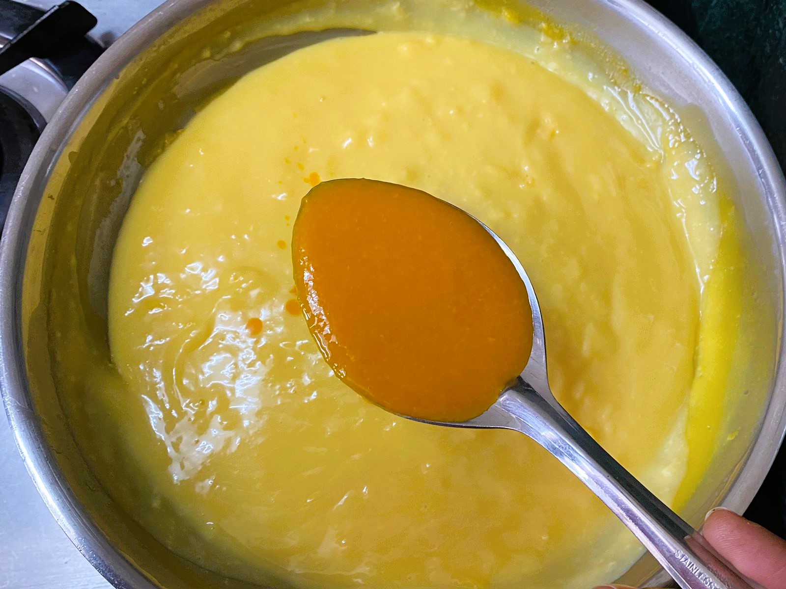 Eggless Mango Custard Recipe