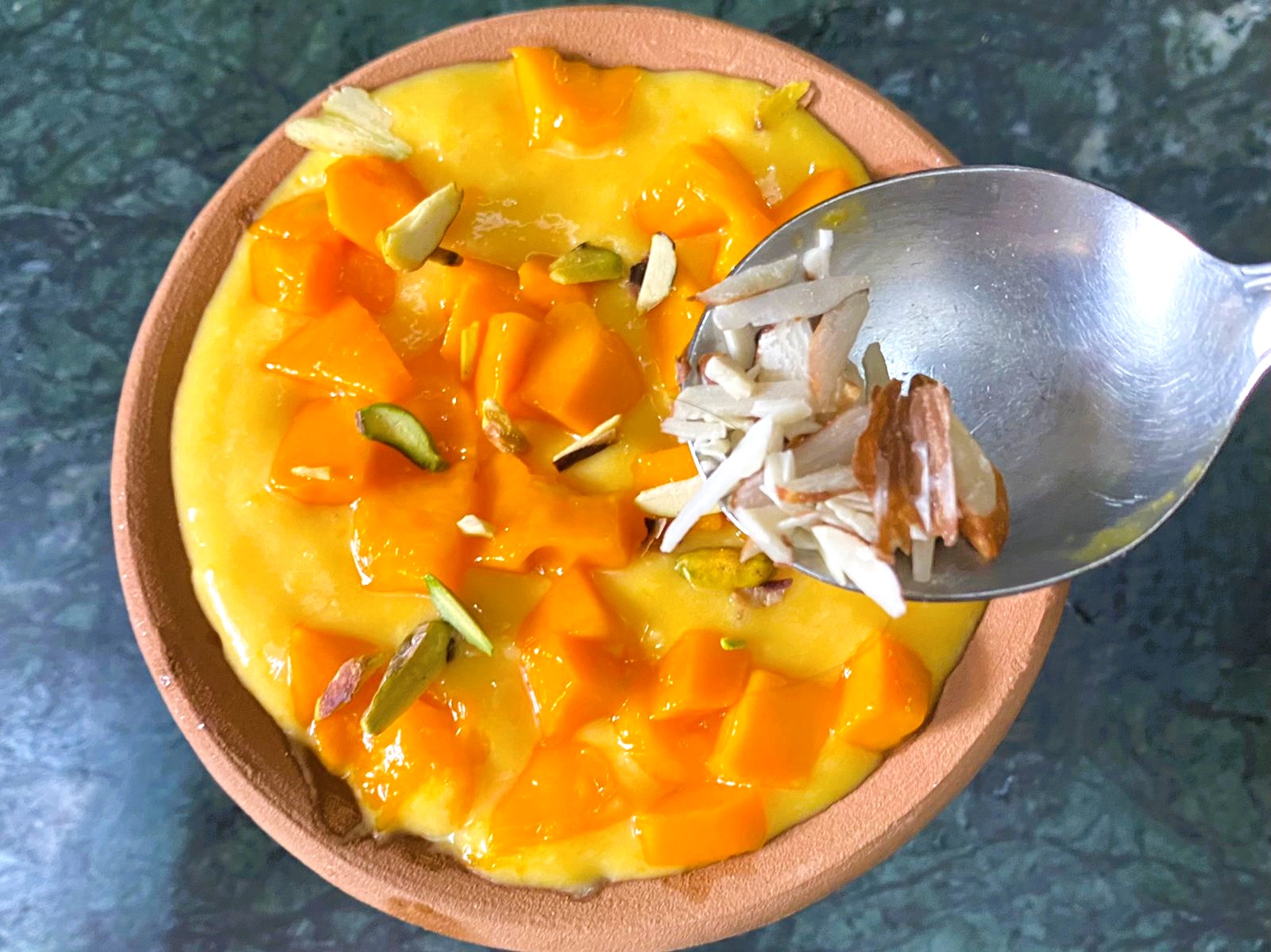 Eggless Mango Custard Recipe