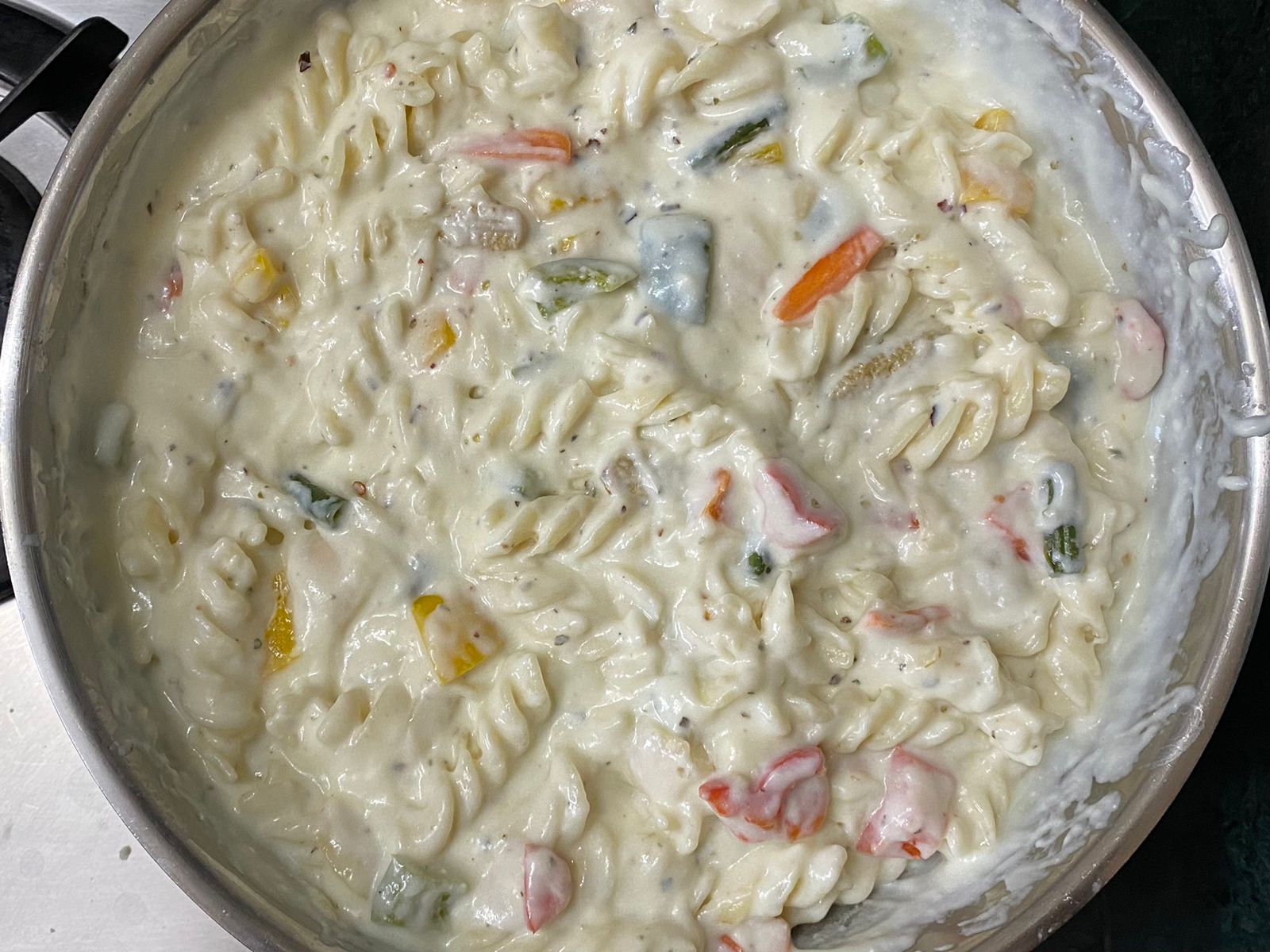 White Sauce Pasta with Vegetables Recipe