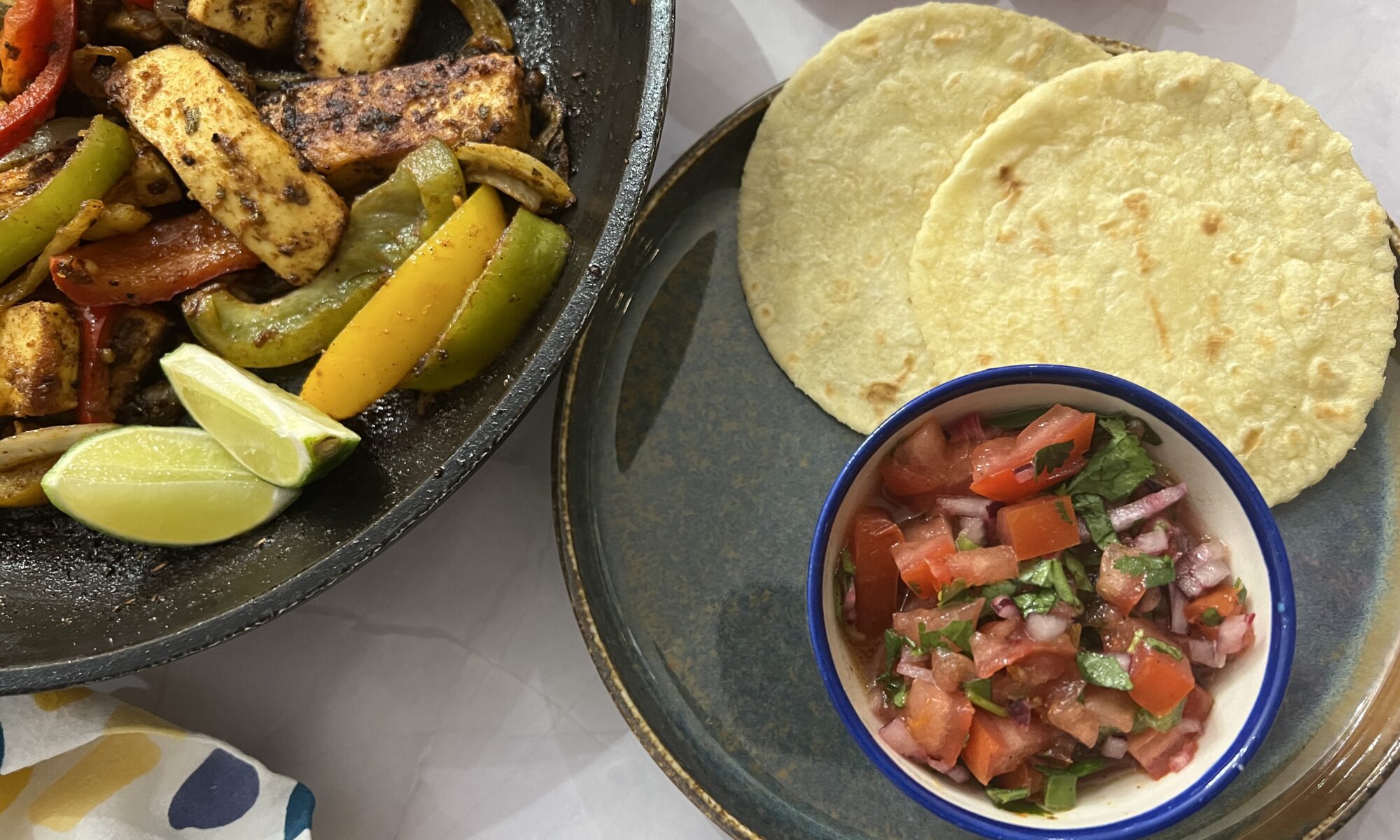 Homemade Pico de Gallo Recipe (Fresh Tomato Salsa)