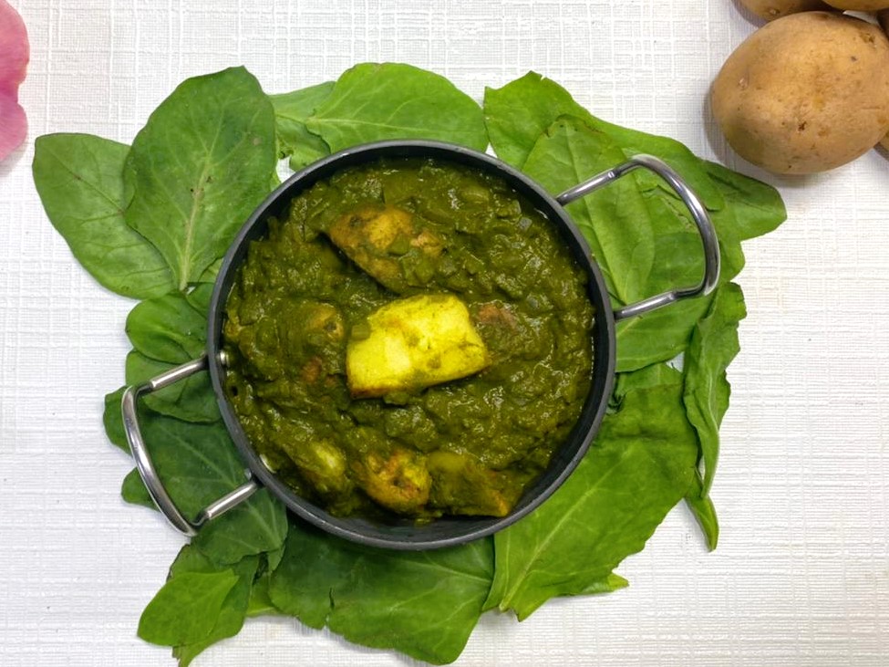 Dhaba Style Aloo Palak Gravy Recipe