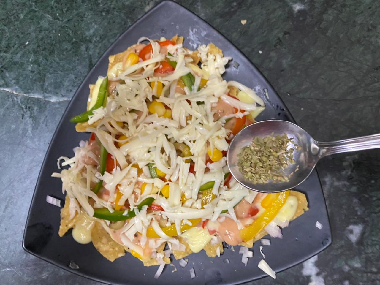 No Bake Loaded Vegetarian Nachos Recipe